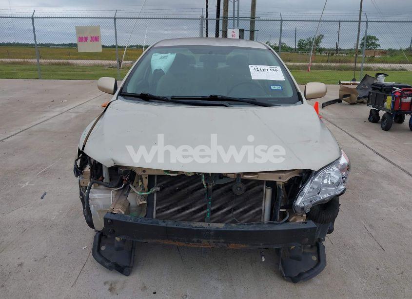 Photo 6 of 2012 Toyota Corolla LE (VIN 2T1BU4EE4CC809293)