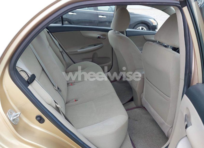 Photo 8 of 2012 Toyota Corolla LE (VIN 2T1BU4EE4CC809293)