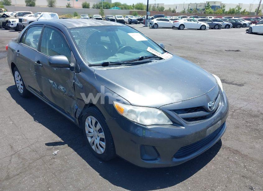 2012 Toyota Corolla LE (VIN 2T1BU4EE4CC811366) main photo