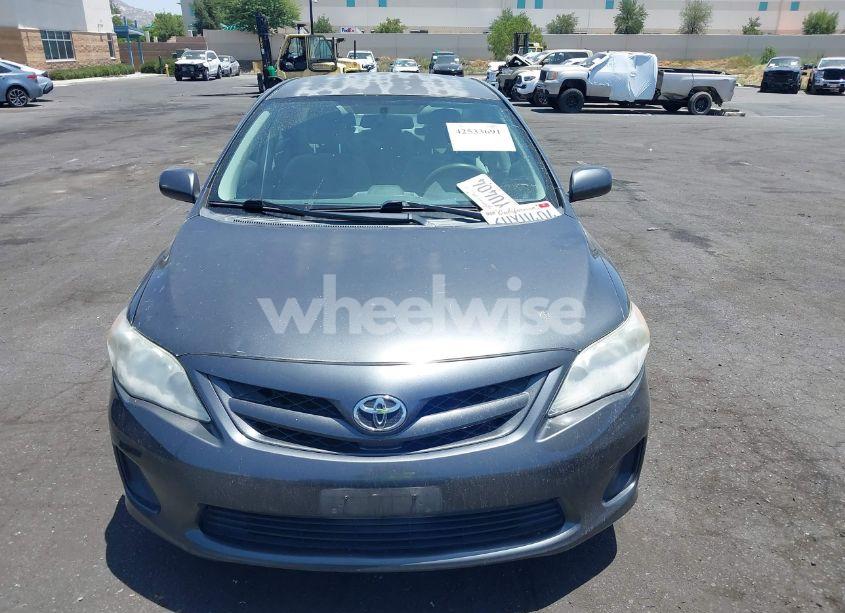 Photo 12 of 2012 Toyota Corolla LE (VIN 2T1BU4EE4CC811366)