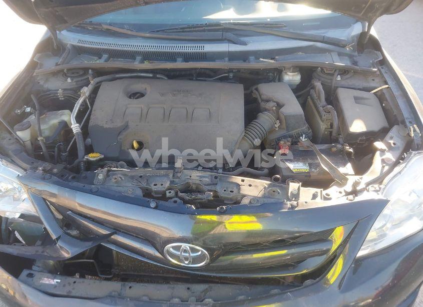 Photo 10 of 2012 Toyota Corolla LE (VIN 2T1BU4EE4CC832525)