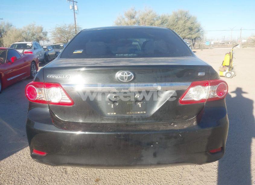 Photo 16 of 2012 Toyota Corolla LE (VIN 2T1BU4EE4CC832525)