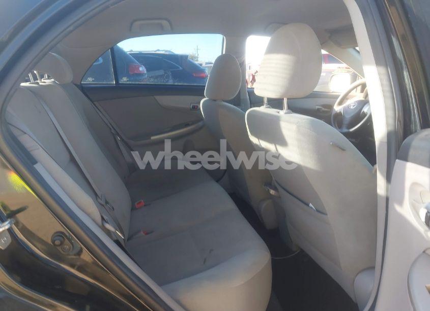 Photo 8 of 2012 Toyota Corolla LE (VIN 2T1BU4EE4CC832525)