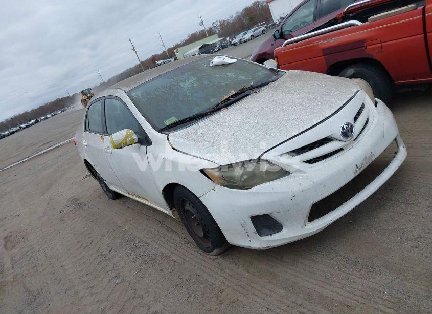 2012 Toyota Corolla LE (VIN 2T1BU4EE4CC852306) main photo