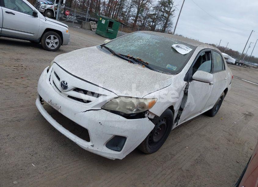 Photo 2 of 2012 Toyota Corolla LE (VIN 2T1BU4EE4CC852306)