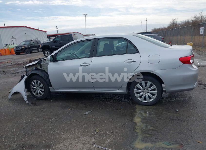 Photo 14 of 2012 Toyota Corolla LE (VIN 2T1BU4EE4CC873088)