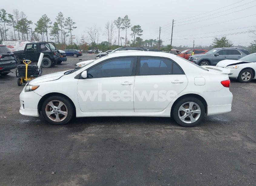 Photo 14 of 2012 Toyota Corolla S (VIN 2T1BU4EE4CC878727)