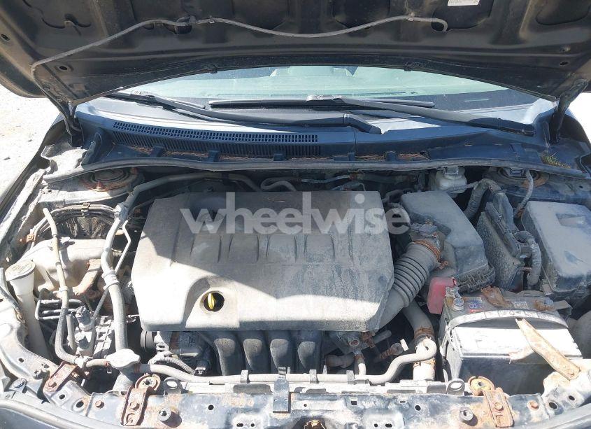 Photo 10 of 2012 Toyota Corolla S (VIN 2T1BU4EE4CC886407)
