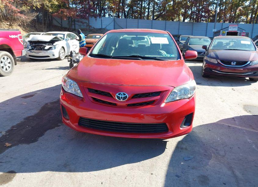 Photo 12 of 2012 Toyota Corolla LE (VIN 2T1BU4EE4CC889095)