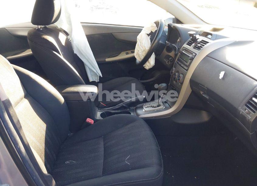 Photo 5 of 2012 Toyota Corolla S (VIN 2T1BU4EE4CC905439)