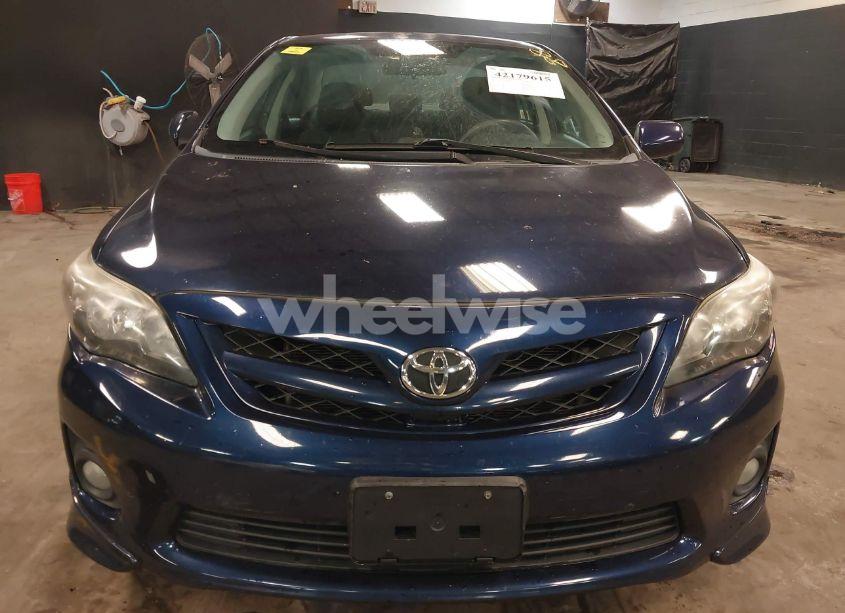 Photo 12 of 2013 Toyota Corolla S (VIN 2T1BU4EE4DC044555)