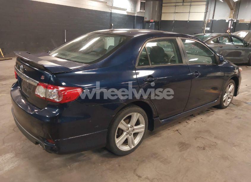 Photo 4 of 2013 Toyota Corolla S (VIN 2T1BU4EE4DC044555)