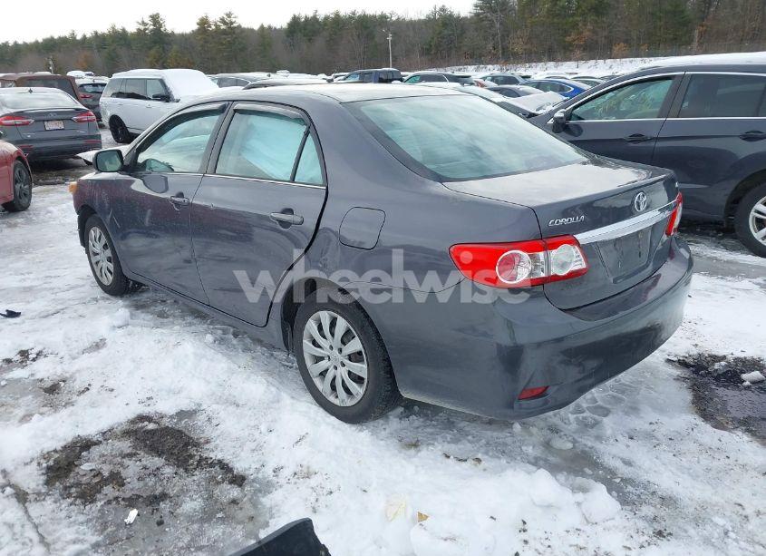 Photo 3 of 2013 Toyota Corolla LE (VIN 2T1BU4EE4DC055099)