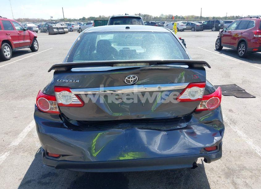 Photo 17 of 2013 Toyota Corolla S (VIN 2T1BU4EE4DC059038)