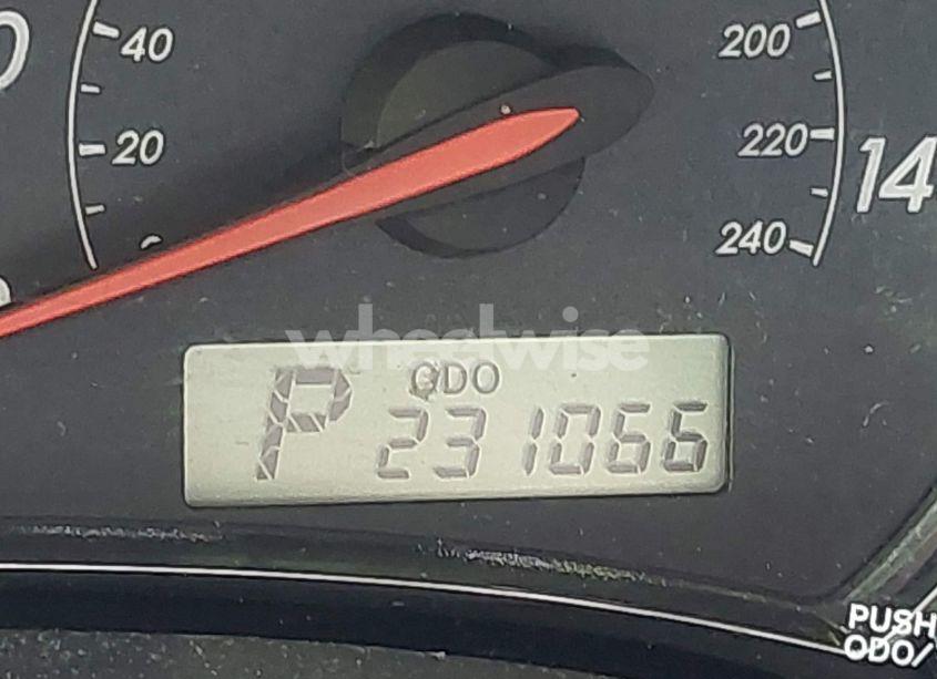 Photo 7 of 2013 Toyota Corolla S (VIN 2T1BU4EE4DC059038)