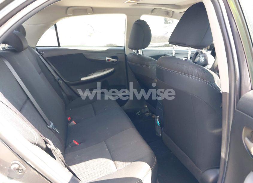 Photo 8 of 2013 Toyota Corolla S (VIN 2T1BU4EE4DC059038)