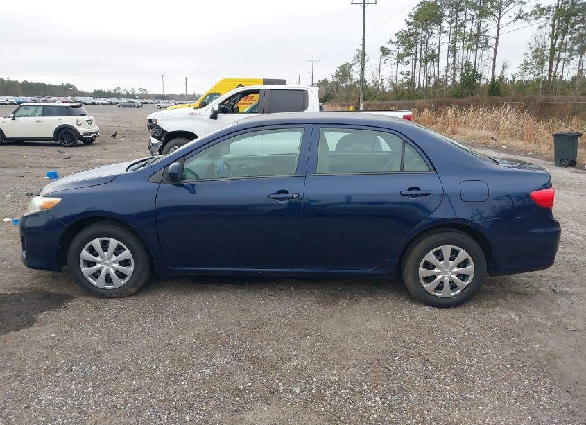 Photo 14 of 2013 Toyota Corolla L (VIN 2T1BU4EE4DC069780)