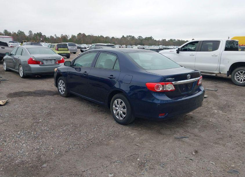 Photo 3 of 2013 Toyota Corolla L (VIN 2T1BU4EE4DC069780)