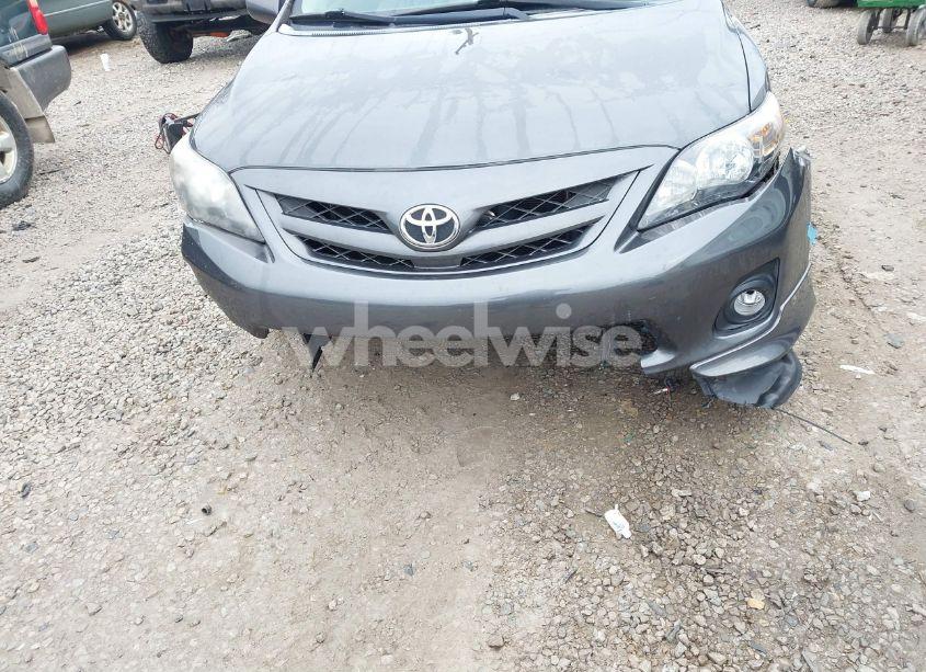 Photo 6 of 2013 Toyota Corolla S (VIN 2T1BU4EE4DC070847)