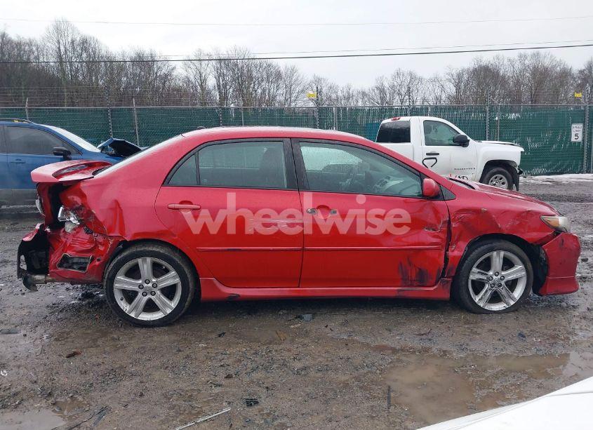 Photo 13 of 2013 Toyota Corolla S/LE (VIN 2T1BU4EE4DC071531)