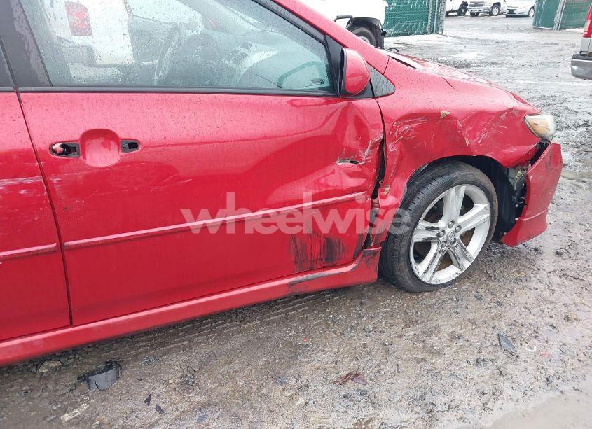 Photo 17 of 2013 Toyota Corolla S/LE (VIN 2T1BU4EE4DC071531)