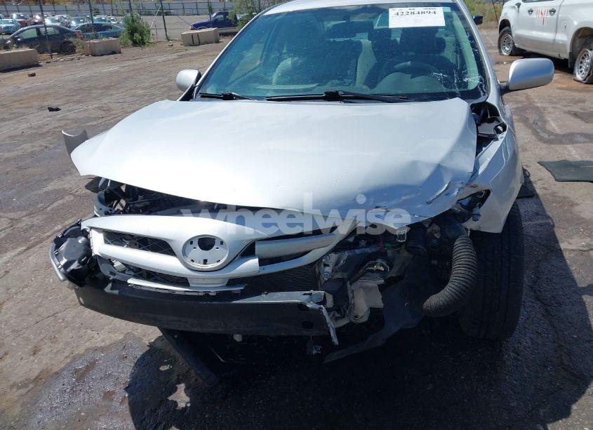 Photo 12 of 2013 Toyota Corolla L (VIN 2T1BU4EE4DC074235)