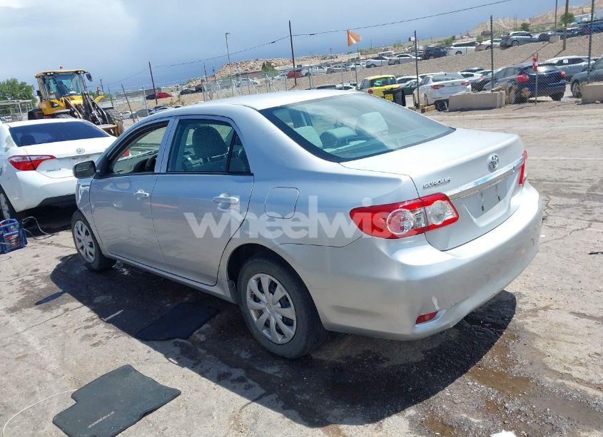 Photo 3 of 2013 Toyota Corolla L (VIN 2T1BU4EE4DC074235)