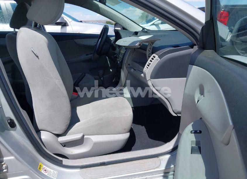 Photo 5 of 2013 Toyota Corolla L (VIN 2T1BU4EE4DC074235)