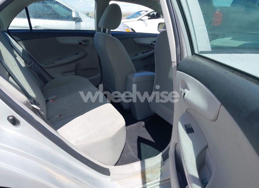 Photo 8 of 2013 Toyota Corolla L (VIN 2T1BU4EE4DC074235)