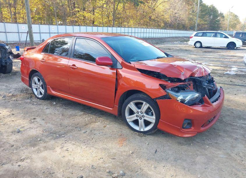 2013 Toyota Corolla S SPECIAL EDITION (VIN 2T1BU4EE4DC076132) main photo