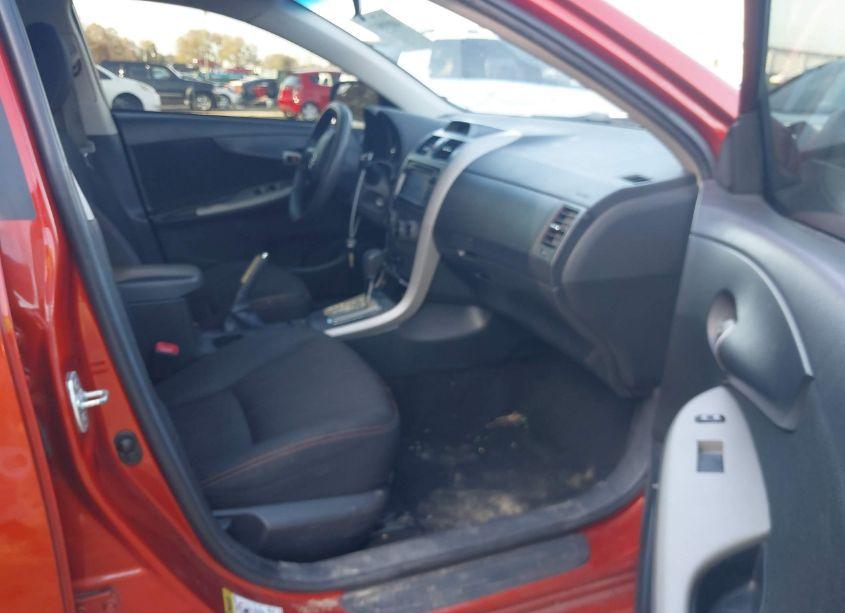 Photo 5 of 2013 Toyota Corolla S SPECIAL EDITION (VIN 2T1BU4EE4DC076132)