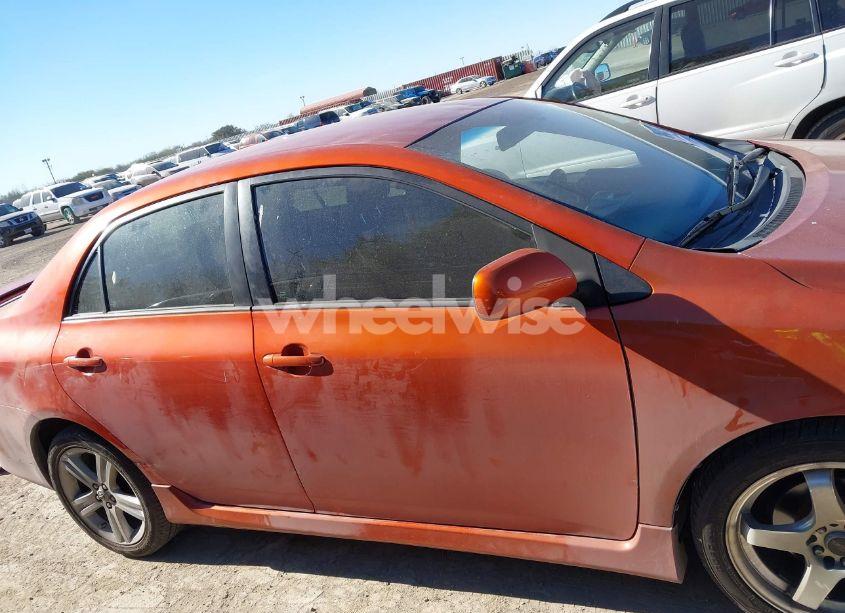 Photo 14 of 2013 Toyota Corolla S SPECIAL EDITION (VIN 2T1BU4EE4DC089799)