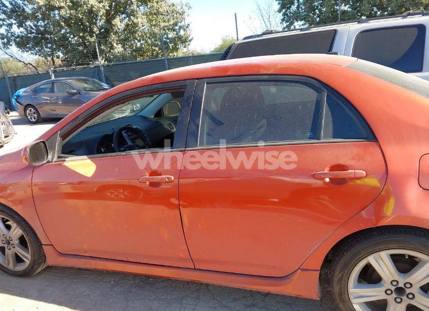 Photo 15 of 2013 Toyota Corolla S SPECIAL EDITION (VIN 2T1BU4EE4DC089799)