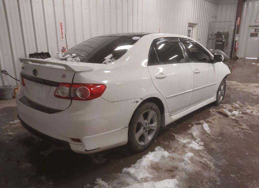 Photo 4 of 2013 Toyota Corolla S (VIN 2T1BU4EE4DC104303)