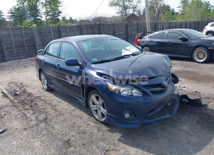 2013 Toyota Corolla S (VIN 2T1BU4EE4DC110859) main photo
