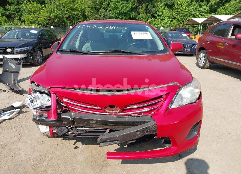 Photo 12 of 2013 Toyota Corolla LE (VIN 2T1BU4EE4DC116225)