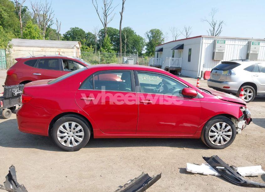 Photo 13 of 2013 Toyota Corolla LE (VIN 2T1BU4EE4DC116225)