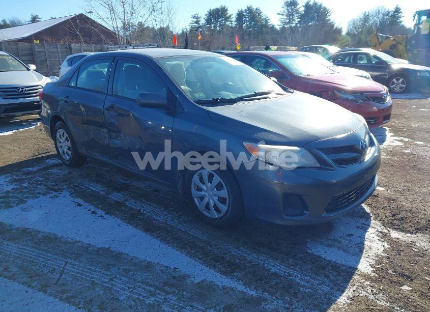 2013 Toyota Corolla L (VIN 2T1BU4EE4DC117228) main photo