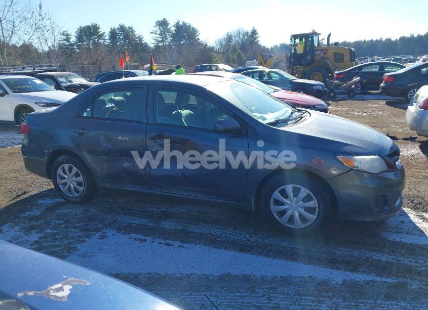 Photo 13 of 2013 Toyota Corolla L (VIN 2T1BU4EE4DC117228)