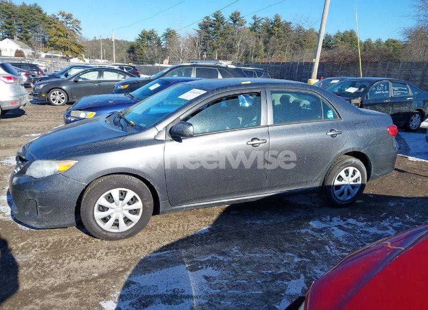 Photo 14 of 2013 Toyota Corolla L (VIN 2T1BU4EE4DC117228)