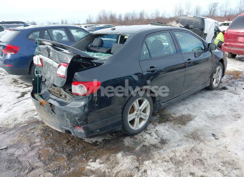 Photo 4 of 2013 Toyota Corolla S (VIN 2T1BU4EE4DC126463)