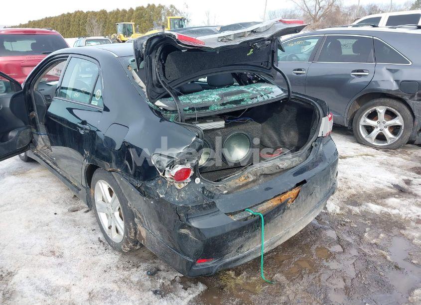 Photo 6 of 2013 Toyota Corolla S (VIN 2T1BU4EE4DC126463)