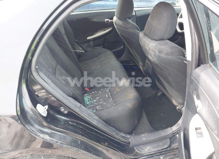 Photo 8 of 2013 Toyota Corolla S (VIN 2T1BU4EE4DC126463)