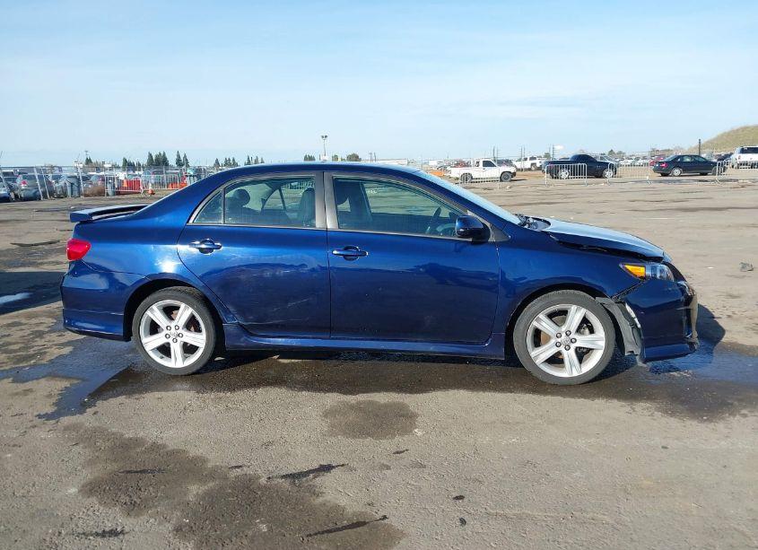 Photo 13 of 2013 Toyota Corolla S (VIN 2T1BU4EE4DC126477)