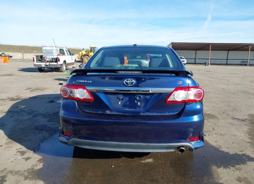 Photo 16 of 2013 Toyota Corolla S (VIN 2T1BU4EE4DC126477)