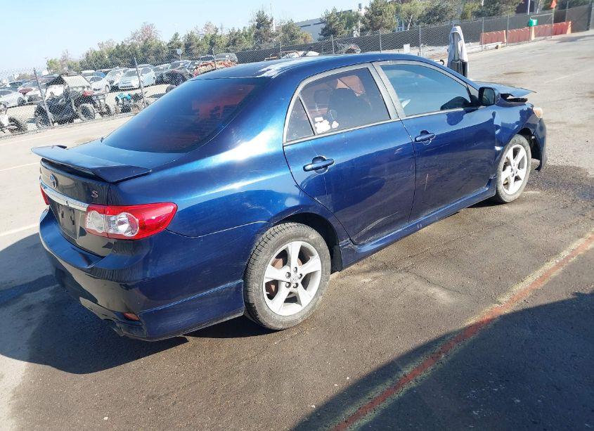 Photo 4 of 2013 Toyota Corolla S (VIN 2T1BU4EE4DC929905)