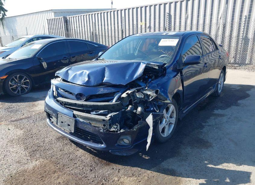 Photo 6 of 2013 Toyota Corolla S (VIN 2T1BU4EE4DC929905)