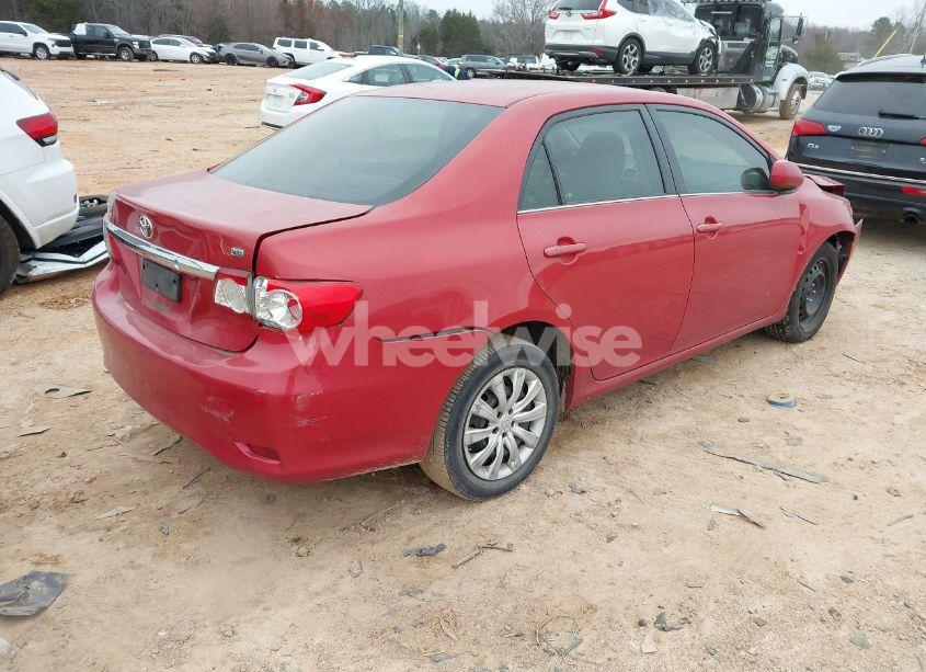 Photo 4 of 2013 Toyota Corolla LE (VIN 2T1BU4EE4DC930715)