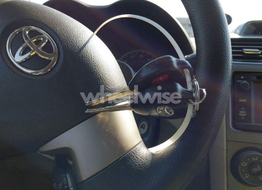 Photo 11 of 2013 Toyota Corolla LE (VIN 2T1BU4EE4DC939432)