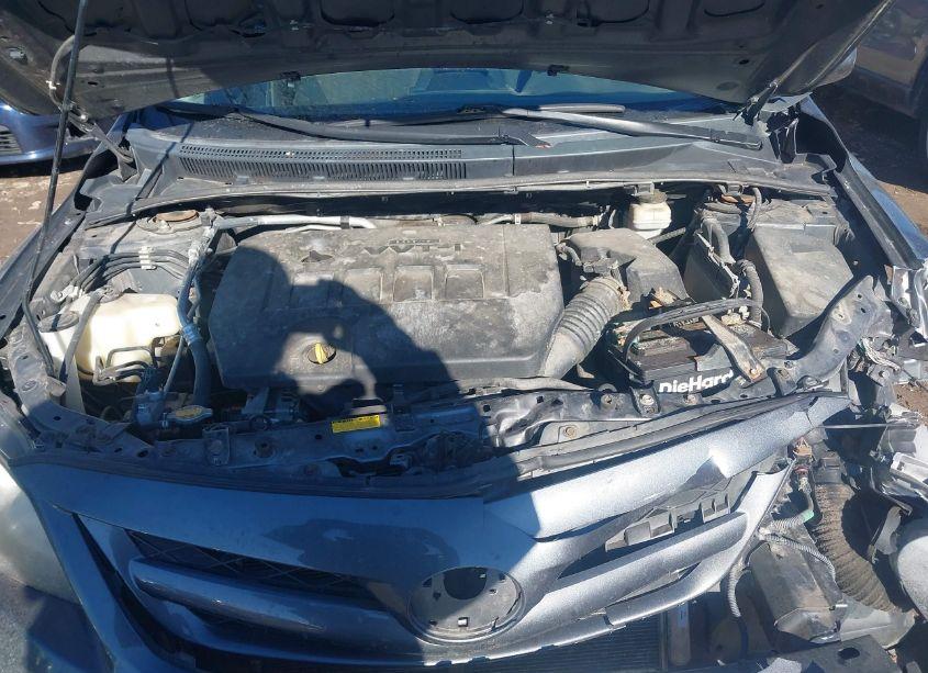 Photo 10 of 2013 Toyota Corolla S (VIN 2T1BU4EE4DC946526)